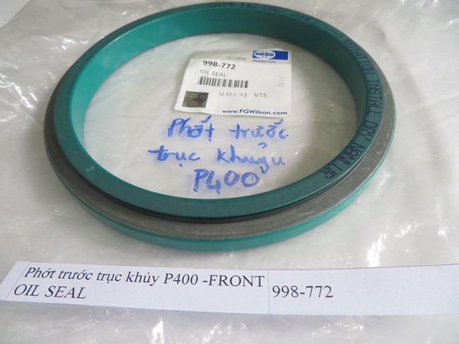 phot-truoc-truc-khuy-p400-front-oil-seal-998-772-2